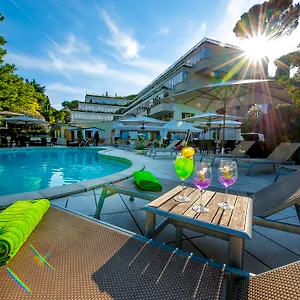 4* Otel Cardinal St. Peter