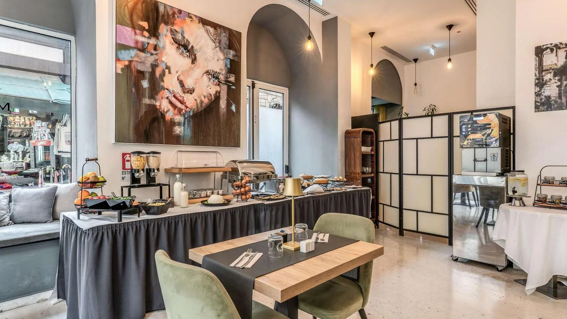 Mercure Roma Centro Termini Italien