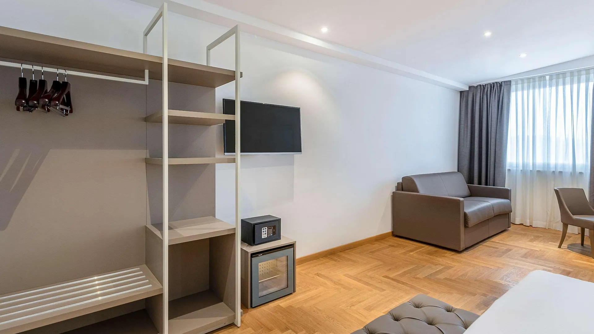 **** Hotel Mercure Roma Centro Termini Italy